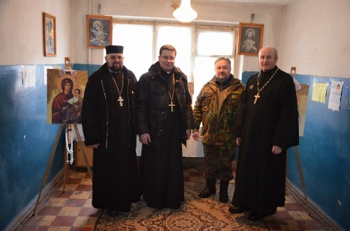 УГКЦ передала чергову допомогу в зону АТО, та організувала театральну виставу на тему Різдва.(ФОТО)